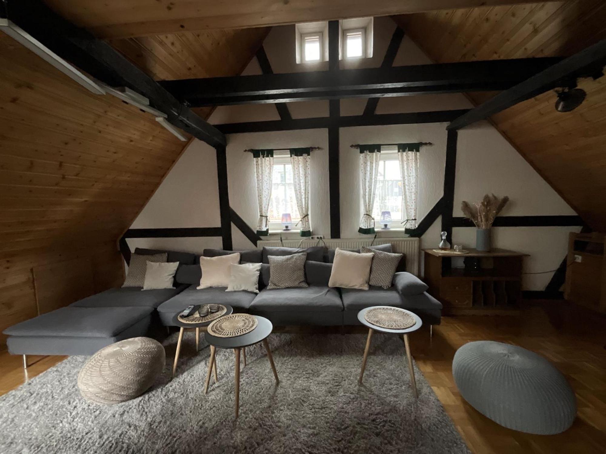 Urig, Gemuetliches Fachwerkhaus Korbach Exterior foto